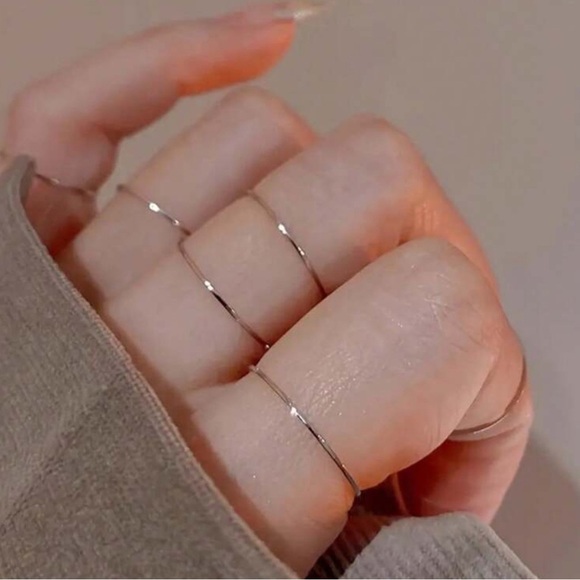 Gold Tone 5pc Minimalist Stackable Rings Set - Picture 2 of 3